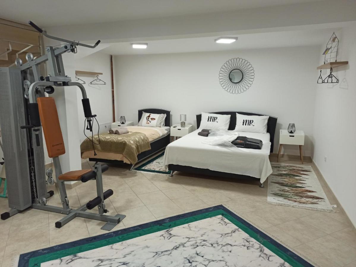 Apartment Smile 2 โมสตาร์ ภายนอก รูปภาพ